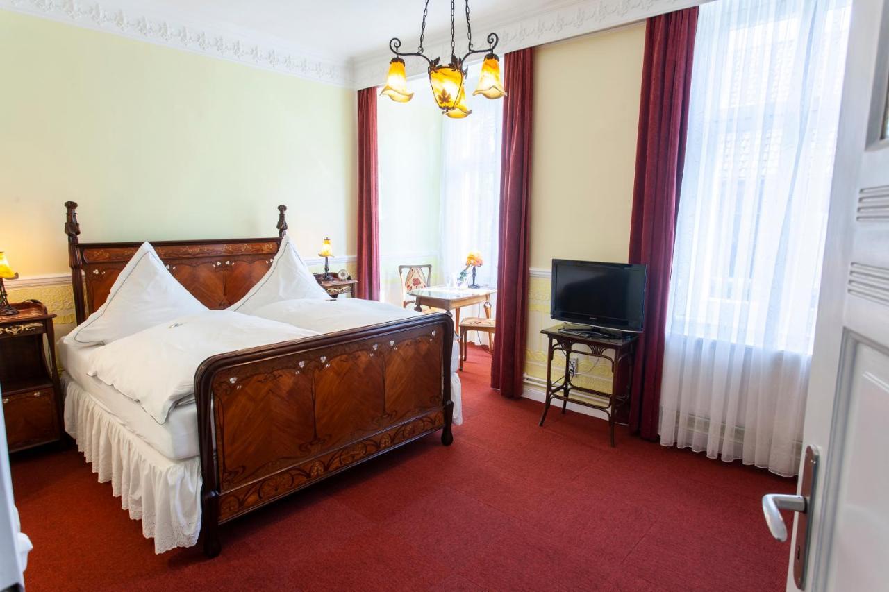 Hotel Goldener Loewe كيفالير المظهر الخارجي الصورة